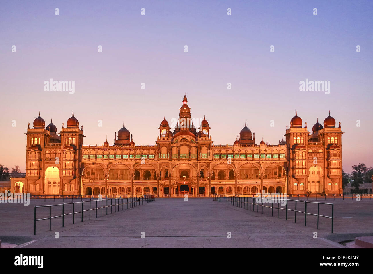 Indien, Karnataka, Mysore, Palast von Mysore Stockfoto