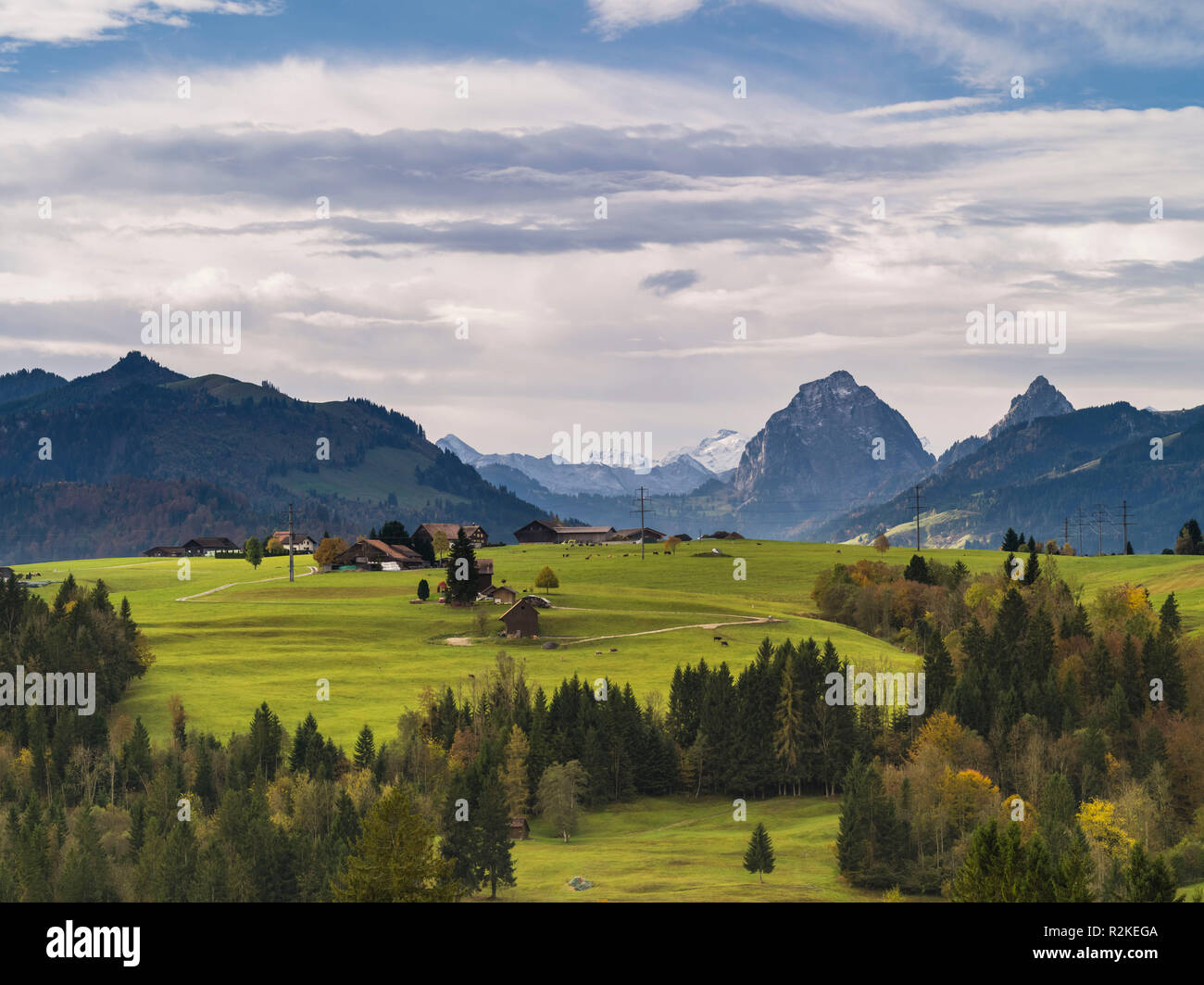 Alpenpanorama von Etzel mit Blick auf die Mythen Stockfoto