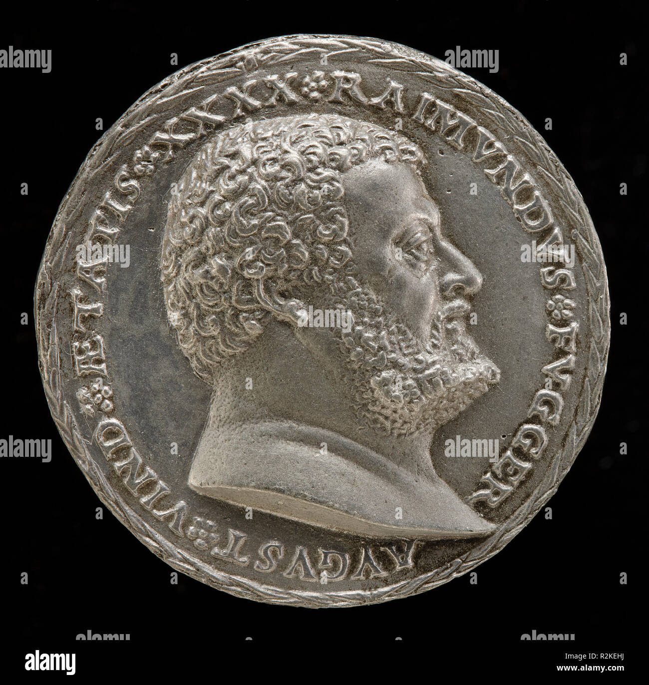 Raymund Fugger, 1489-1535, Gelehrter und Schirmherr der Künste [Vorderseite]. Abmessungen: Insgesamt (Durchmesser): 4,19 cm (1 5/8 in.) Gewicht: 27.58 Gramm (0,061 lb) Achse: 6:00 Uhr. Medium: base Silber. Museum: Nationalgalerie, Washington DC. Autor: Matthes Gebel. Stockfoto