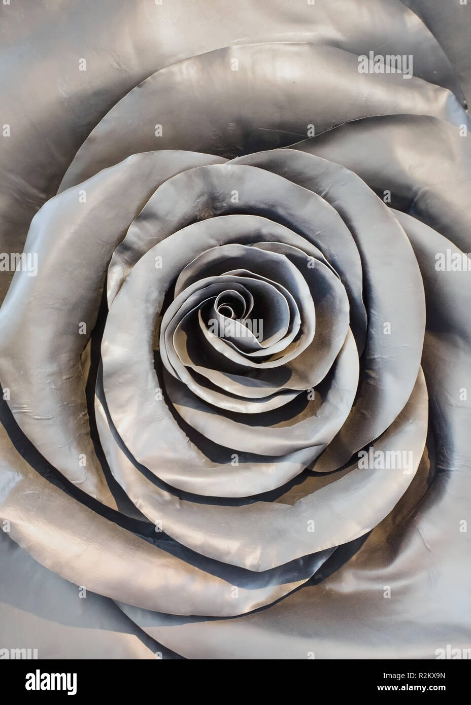 Zink gefaltet in eine Blume Stockfoto