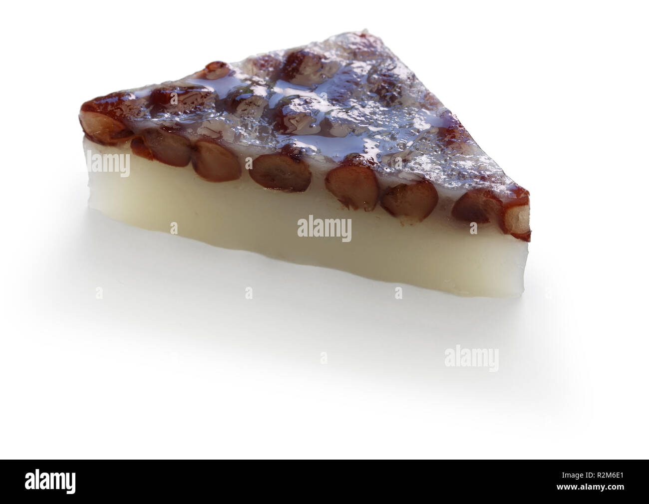 Minazuki, traditionelle japanische Süßigkeiten wagashi Stockfoto