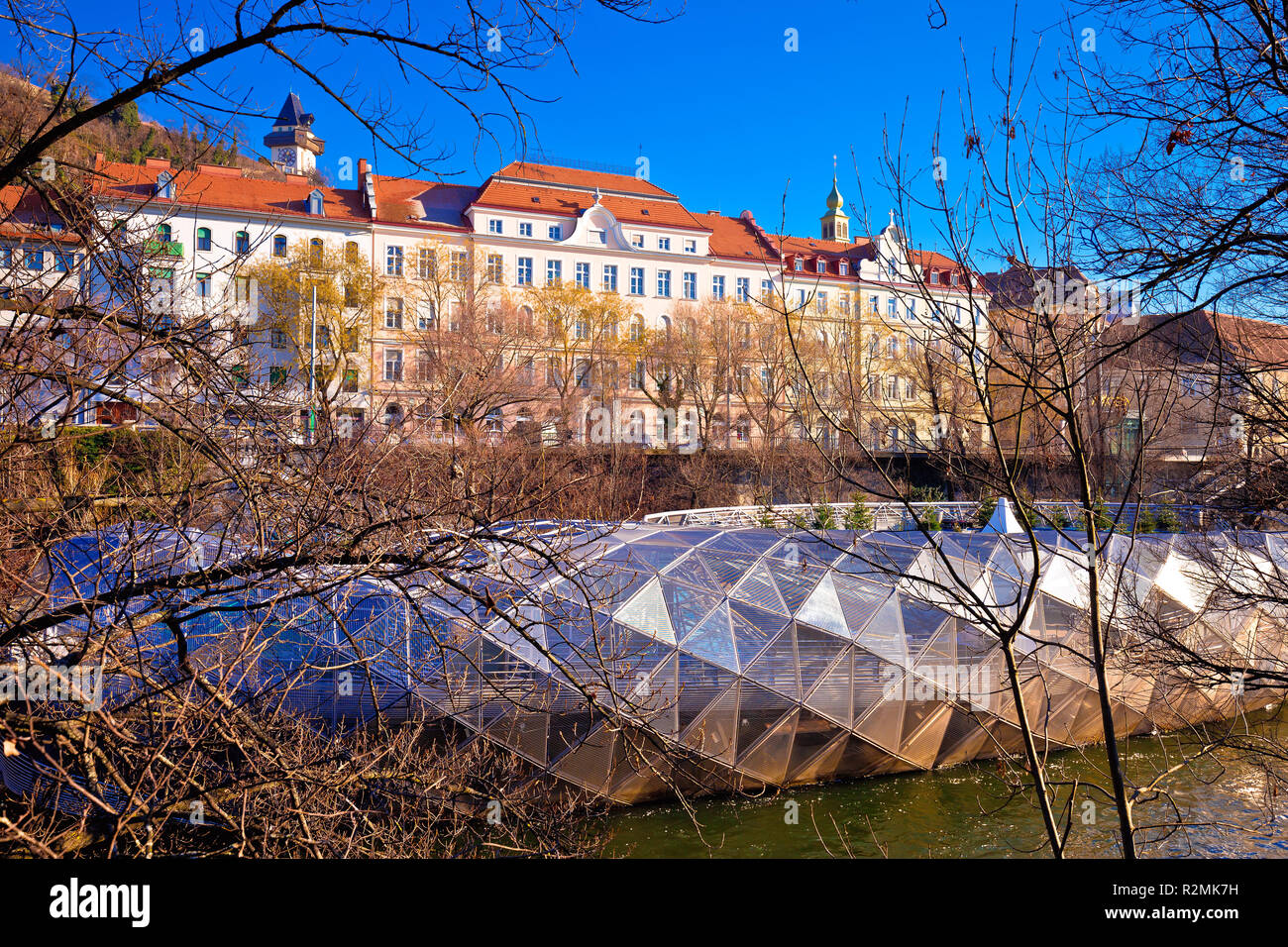 Stadt Graz Mur Insel und Schlossberg, Steiermark in Österreich Stockfoto