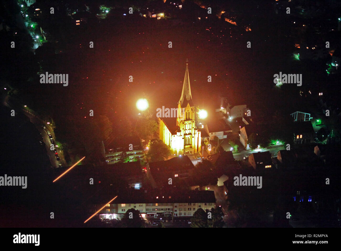 Kirche Weitmar, Franziskusstraße, Nacht der Industriekultur, Sommerfest der Kulturhauptstadt 2010, Bochum, Ruhrgebiet, Nordrhein-Westfalen, Deutschland, Europa, Stockfoto