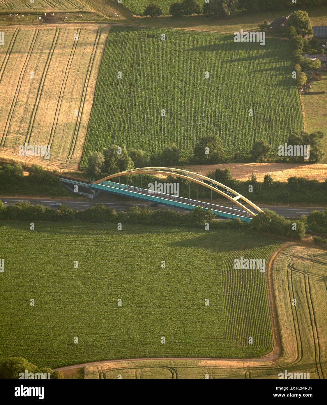 Luftaufnahme, Autobahn A 2, Gladbeck, Ruhrgebiet, Nordrhein-Westfalen, Deutschland, Europa, Stockfoto