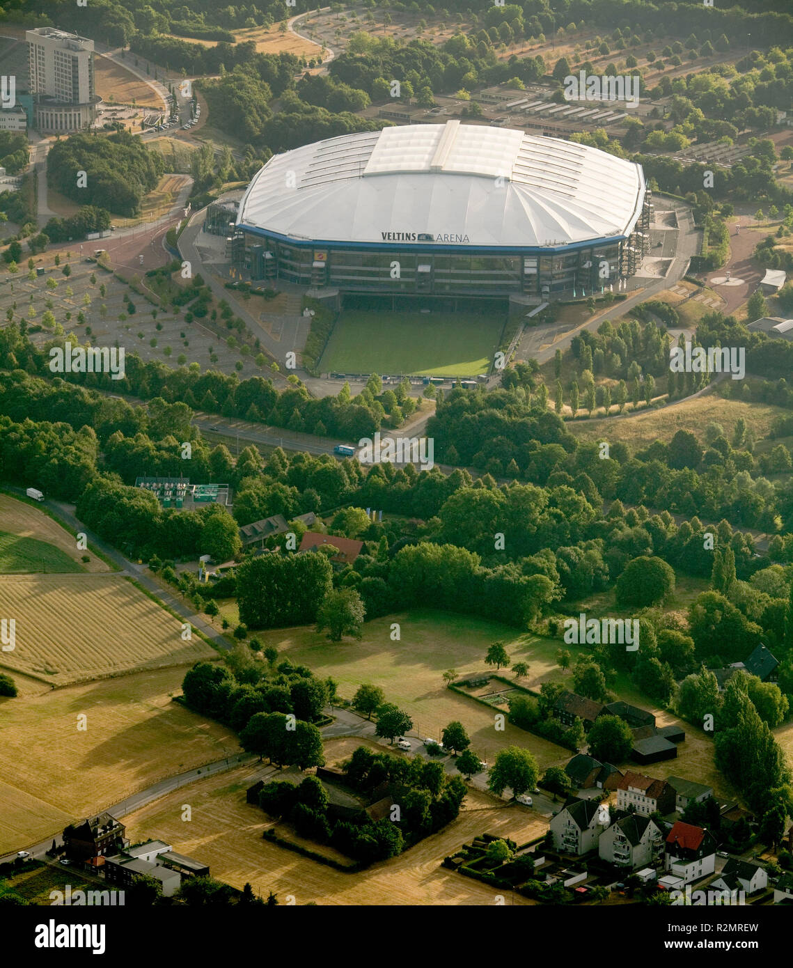 Luftaufnahme, Schalke Arena, Veltins Arena, Buer, Gelsenkirchen, Ruhrgebiet, Nordrhein-Westfalen, Deutschland, Europa, Stockfoto