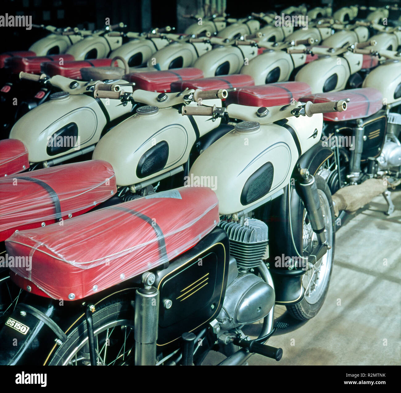 Brandneue MZ Motorräder aus Zschopau, ES 150, aus der DDR-Zeit Stockfoto