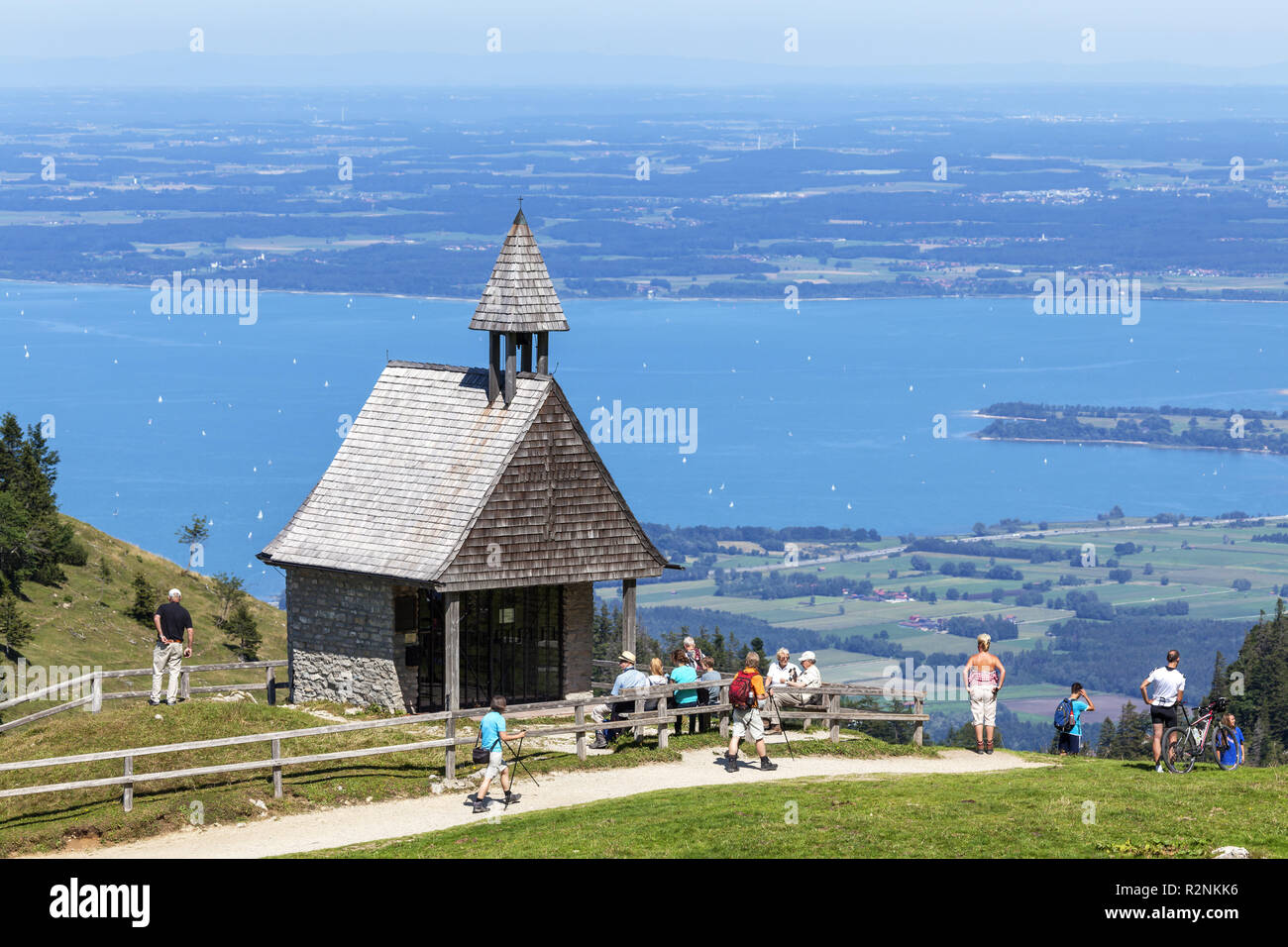 Kapelle auf der Steinlingalm unterhalb der Kampenwand Aschau ...