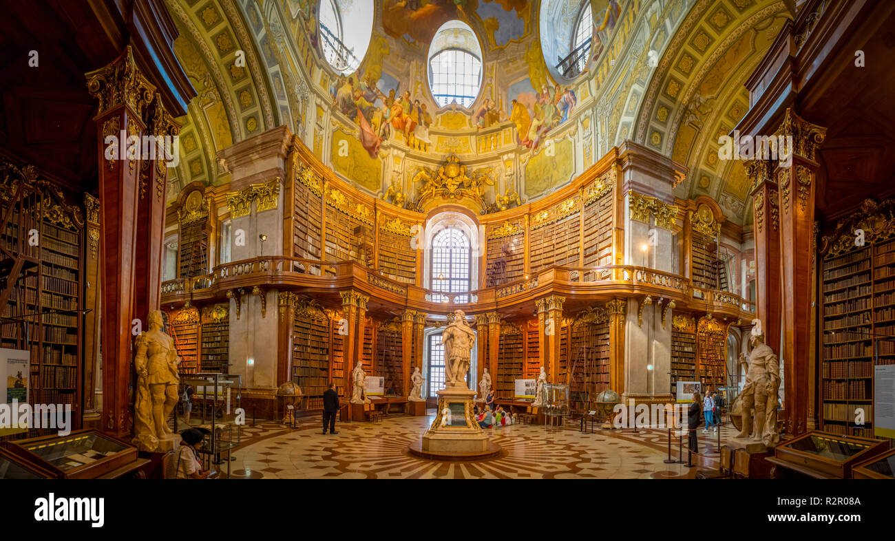 Europa, Österreich, Wien, Innere Stadt Bezirk, Stadtzentrum, Hofburg, Nationalbibliothek Stockfoto
