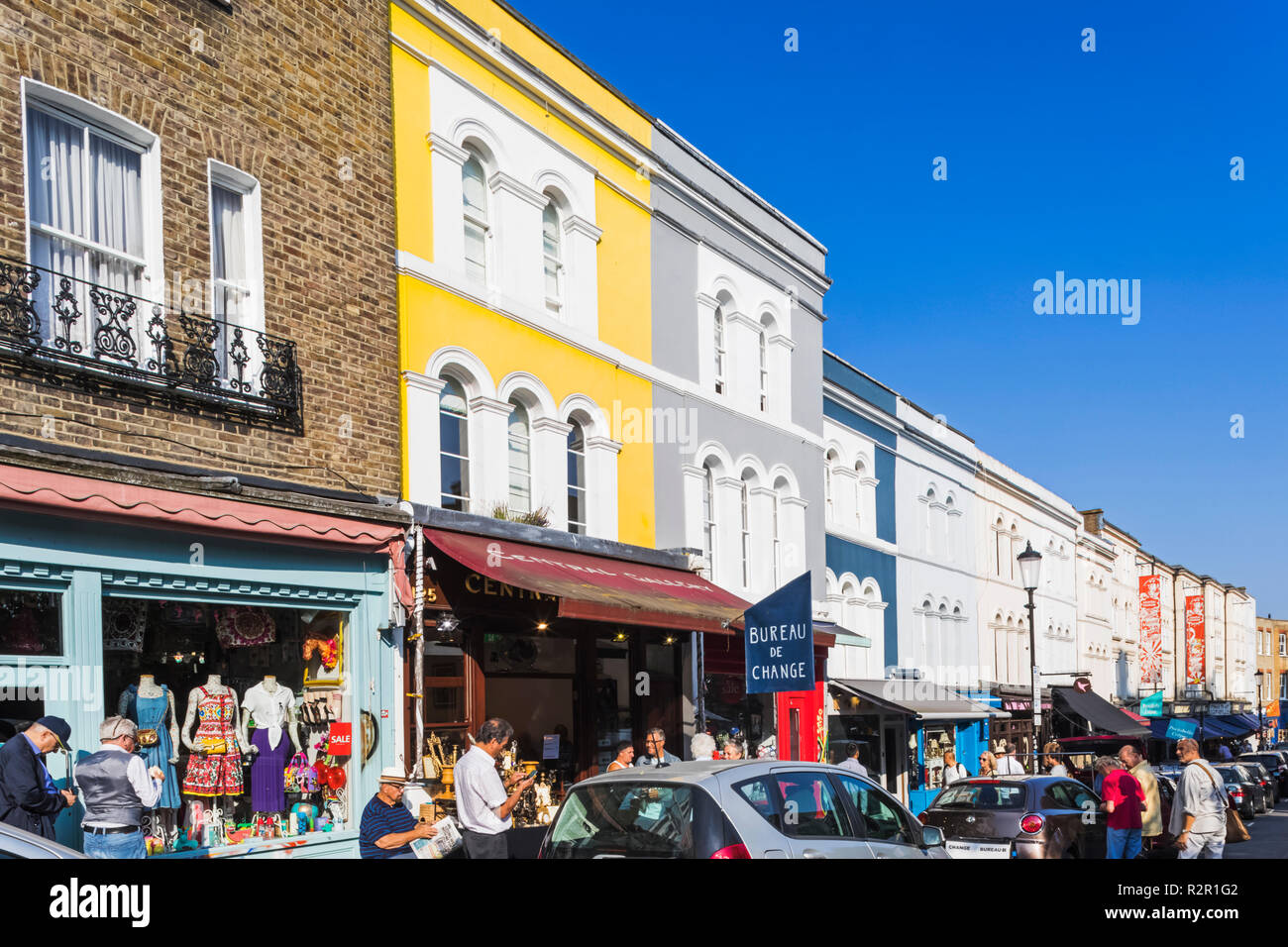 England, London, Notting Hill, der Portobello Road, antike Geschäfte Stockfoto