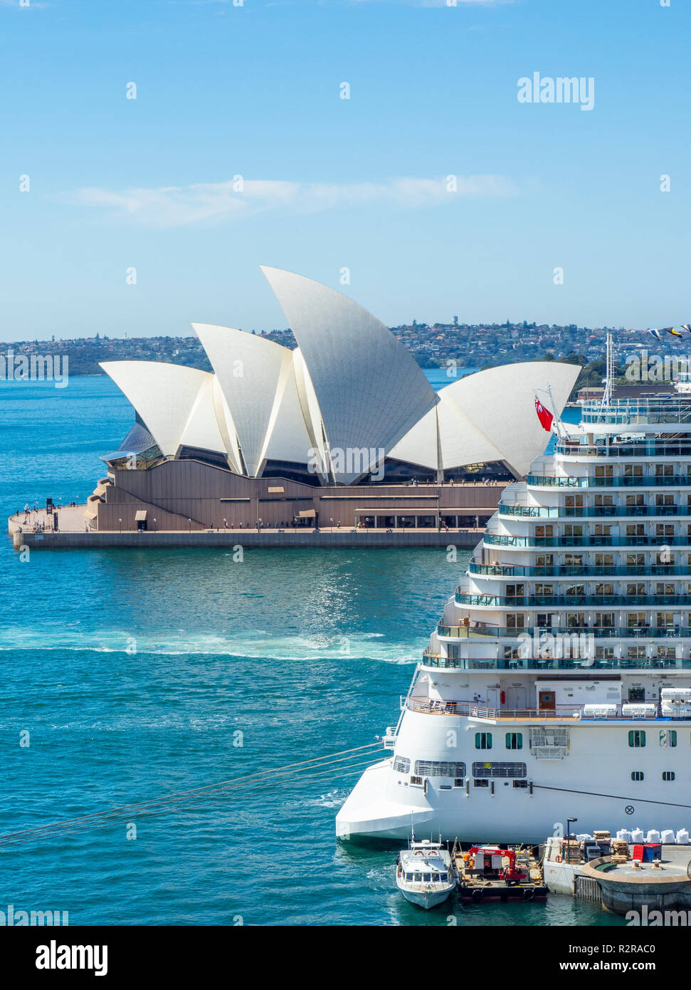 Royal Class Kreuzfahrtschiff Majestic Prinzessin, Sydney Opera House und der Sydney Harbour NSW Australien. Stockfoto