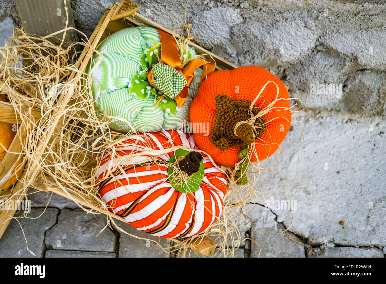 Barbaros, Urla, Türkei - September 08, 2018: Vogelscheuchen im traditionellen Festival Stockfoto