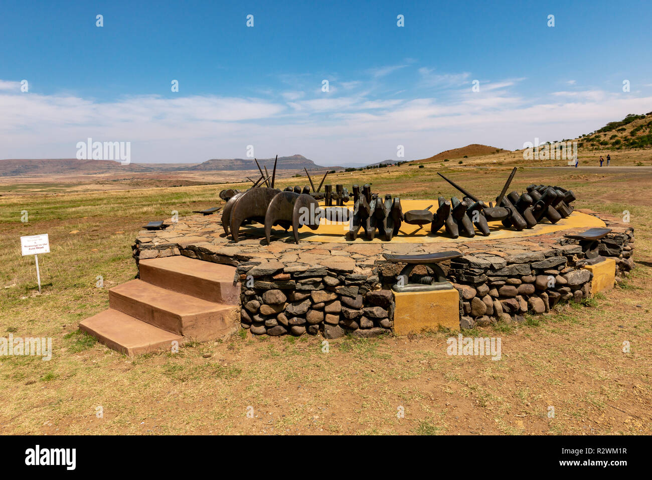 Denkmal für die Zulu Krieger. Isandlwana Schlachtfeld, KwaZulu Natal, Südafrika Stockfoto