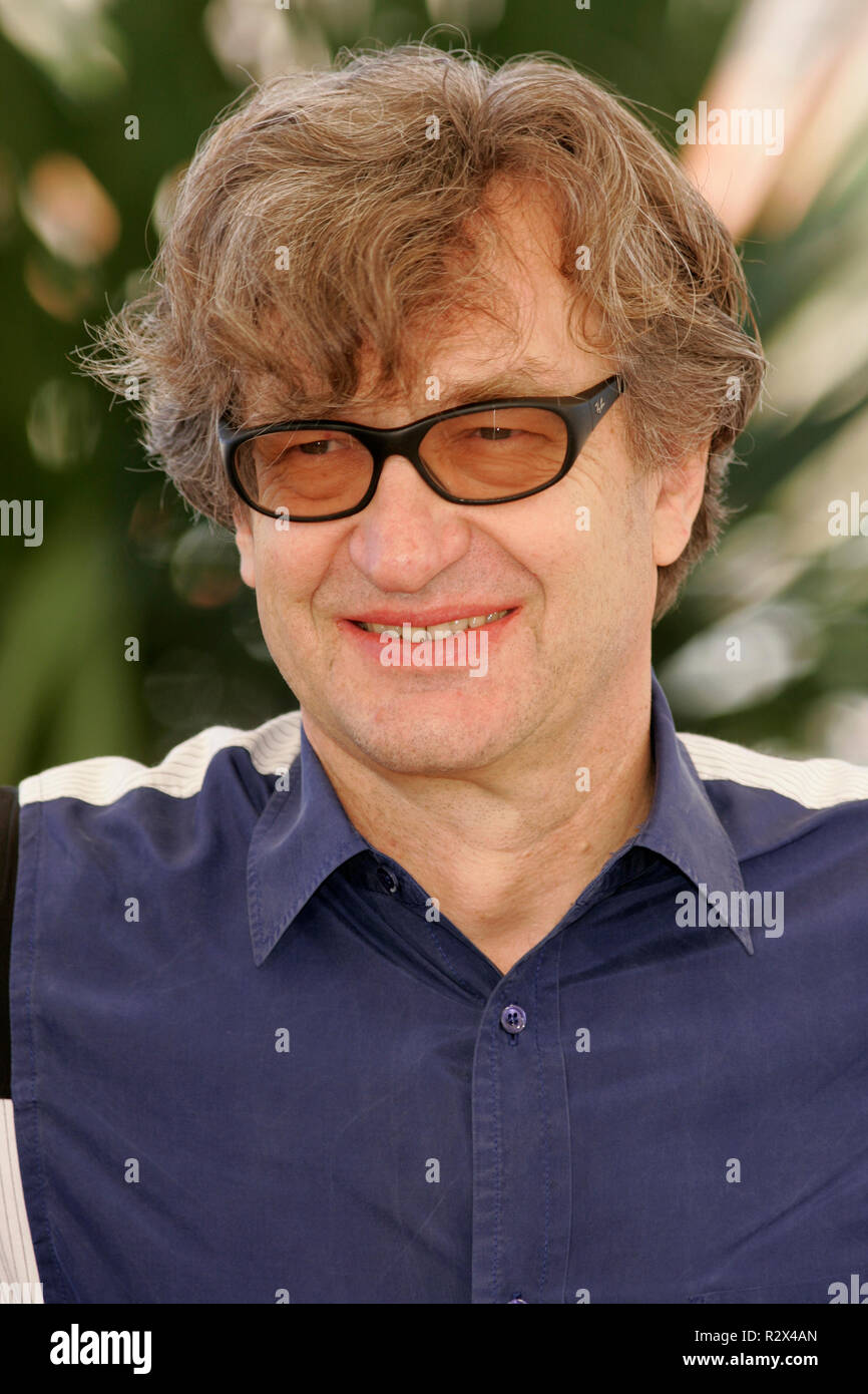 WIM WENDERS CANNES 2005 CANNES FRANKREICH am 19. Mai 2005 Stockfoto
