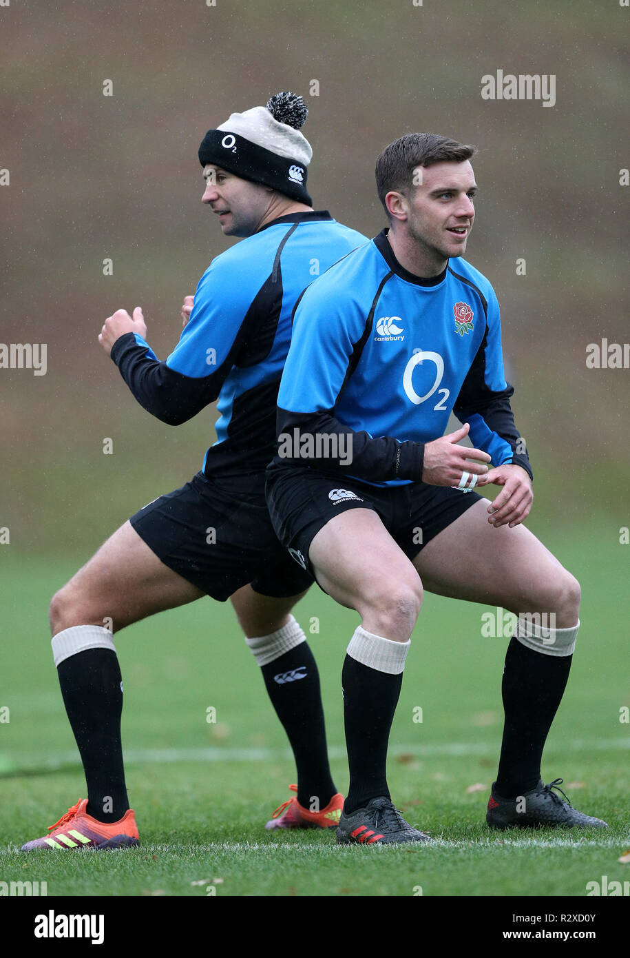 England's Ben Youngs und George Ford während der Schulung in Pennyhill Park, in Bagshot. Stockfoto