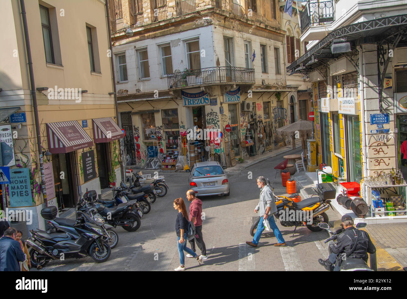 Eine Straße in Athen. Stockfoto