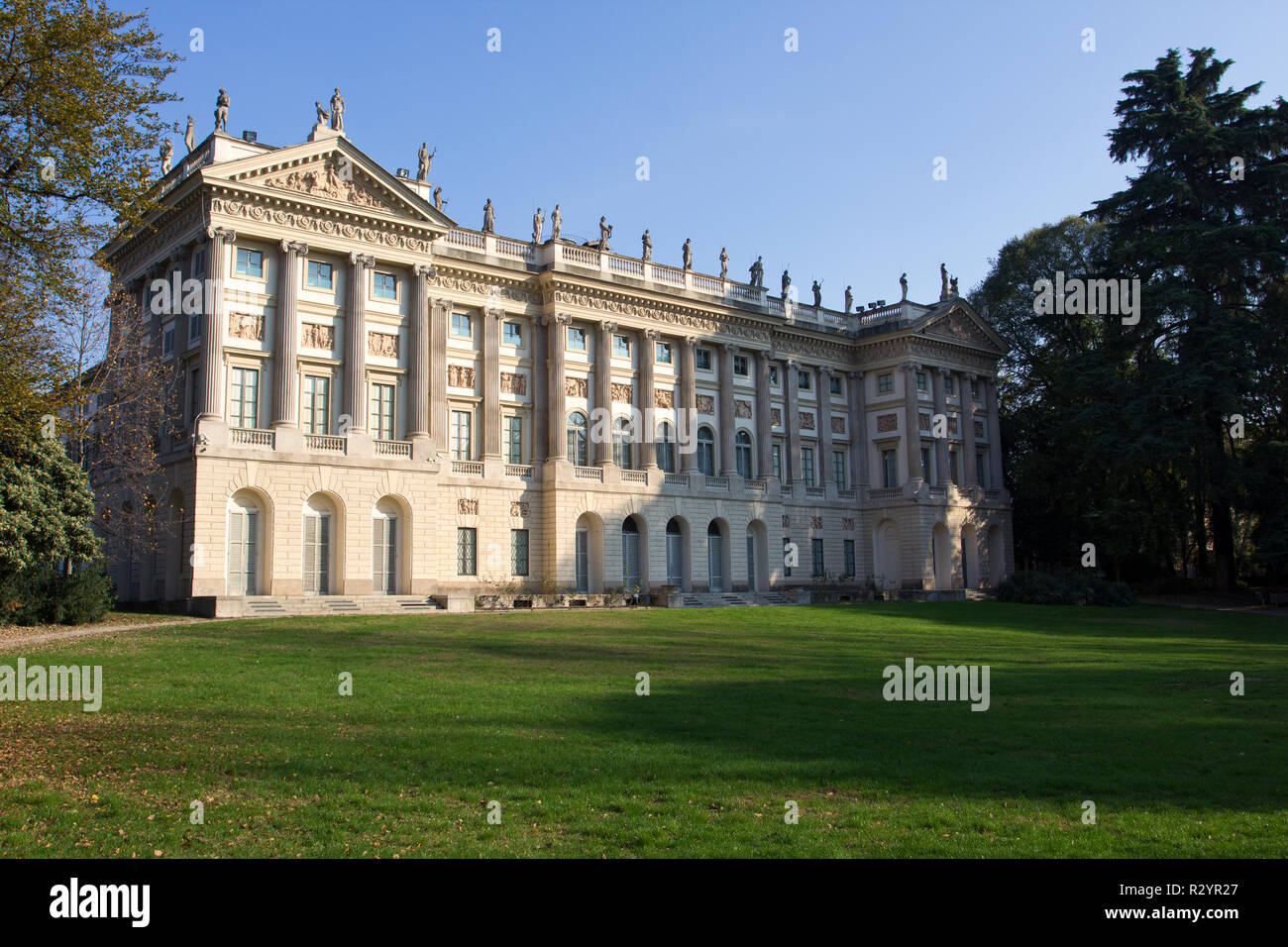 Die Königliche Villa von Mailand (Villa Belgiojoso Bonaparte, auch bekannt als Villa Reale) - 1790/1796 - Heute ist die Heimat der Galleria d'Arte Moderna Stockfoto