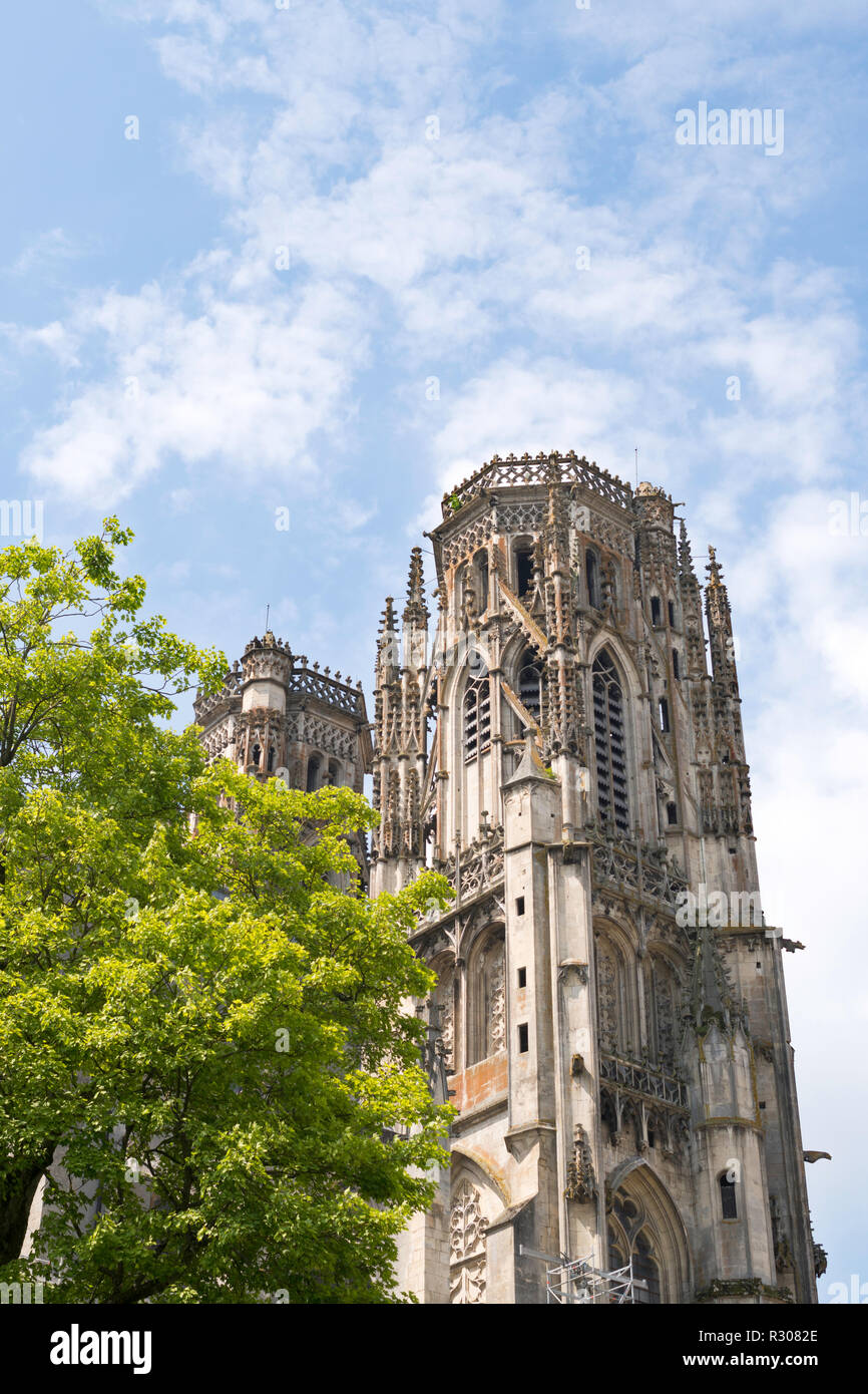 Der Turm der Kathedrale von Toul, Meurthe-et-Moselle, Frankreich, Europa Stockfoto