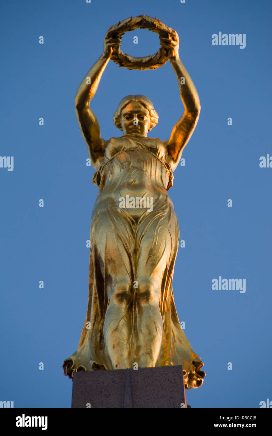 G lle Fra Statue Sehensw rdigkeiten Luxemburg Stockfotografie Alamy g-lle-fra-statue-sehensw-rdigkeiten-luxemburg-stockfotografie-alamy