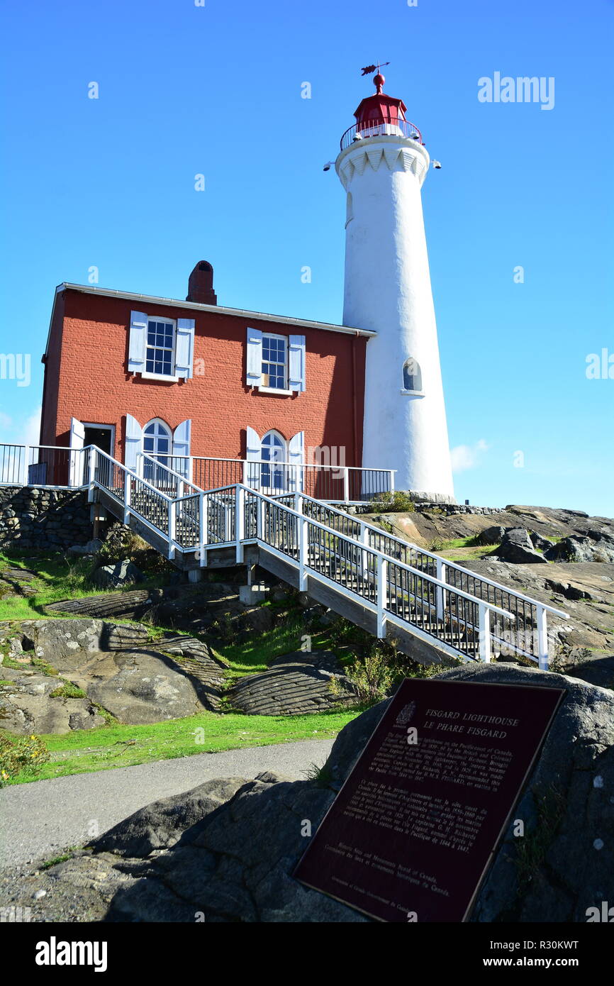 Fisgard Lighthouse im Fort Rodd Hill National Historic Park in Victoria, BC, Kanada. Stockfoto