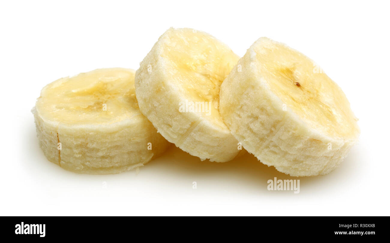 Bananenscheiben auf weißem Hintergrund Stockfoto