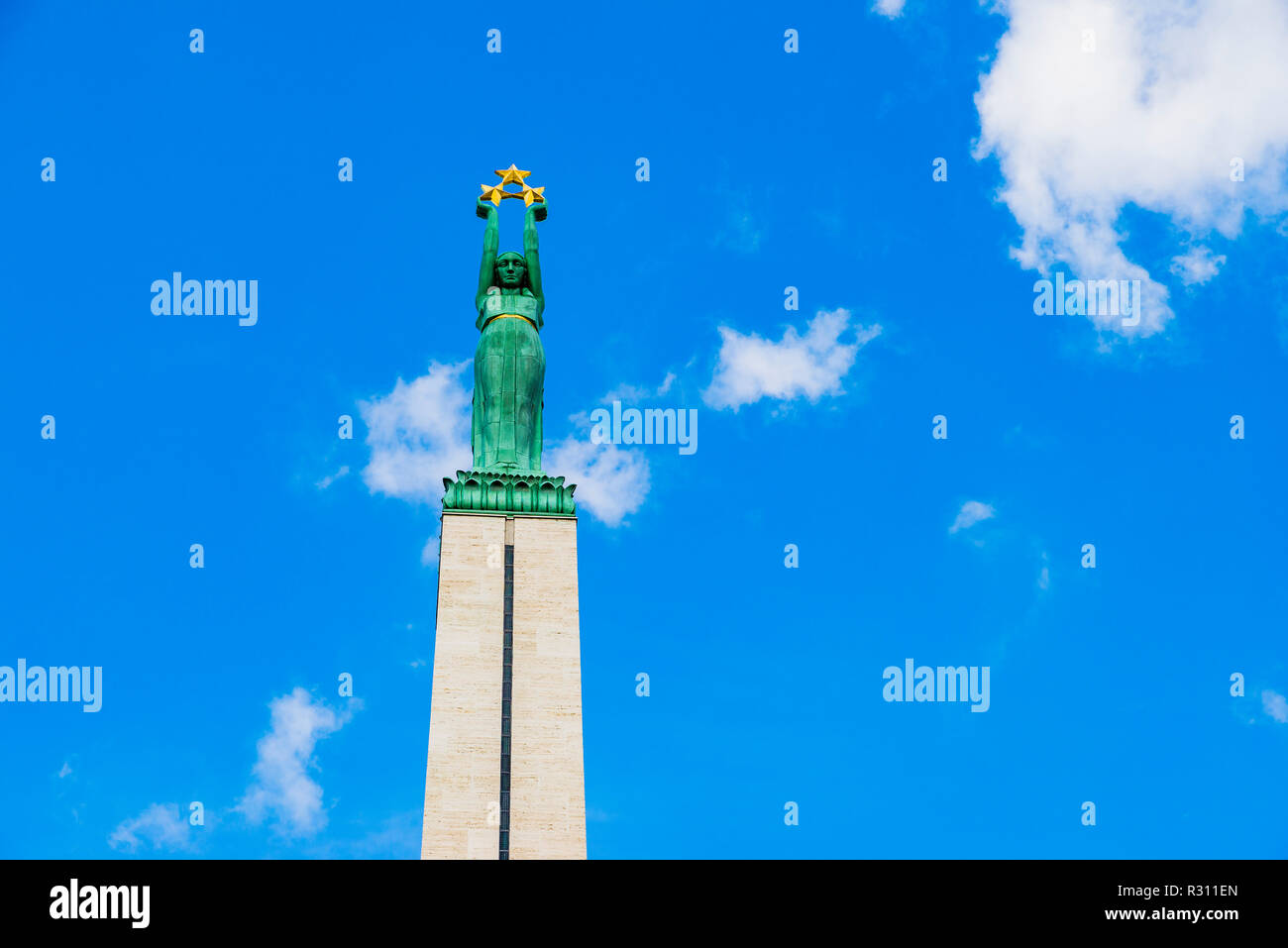 Das Freiheitsdenkmal ist ein Denkmal zu Ehren Soldaten getötet während der Lettischen Unabhängigkeit (1918 - 1920). Es ist ein wichtiges Symbol angesehen Stockfoto