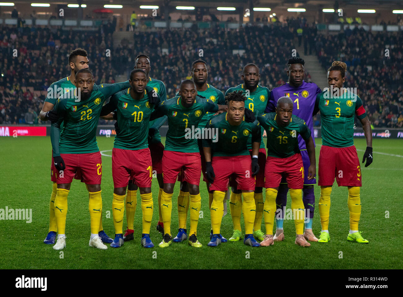 Das Stadion MK, Milton Keynes, UK. 20 Nov, 2018. Internationaler Fußball-freundlich, Brasilien gegen Kamerun; Kamerun squad Credit: Aktion plus Sport/Alamy leben Nachrichten Stockfoto