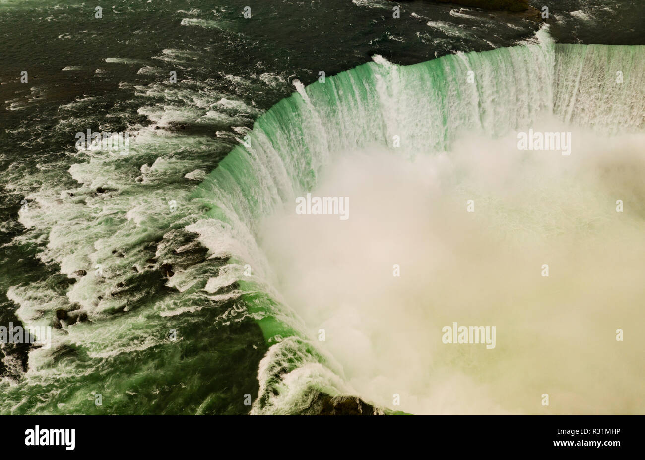 Niagara Falls Kanada kann hier von einer Antenne Perspektive aus den Vereinigten Staaten gesehen werden. Stockfoto