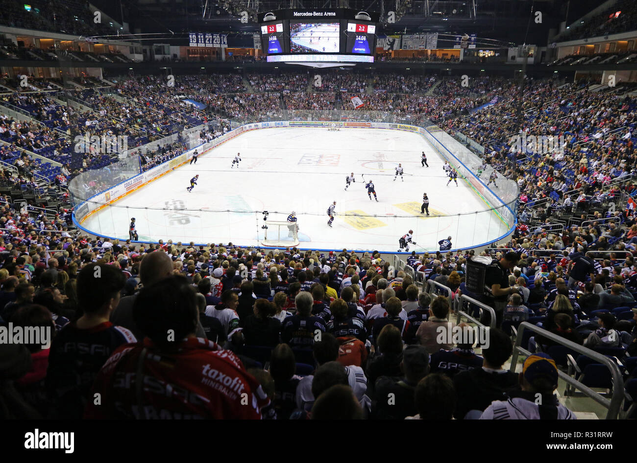Hockey Arena Seats Stockfotos Und Bilder Kaufen Alamy