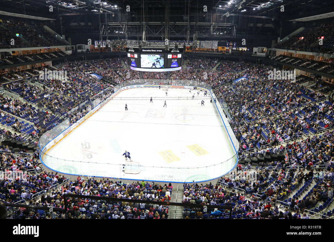 Hockey Arena Seats Stockfotos Und Bilder Kaufen Alamy
