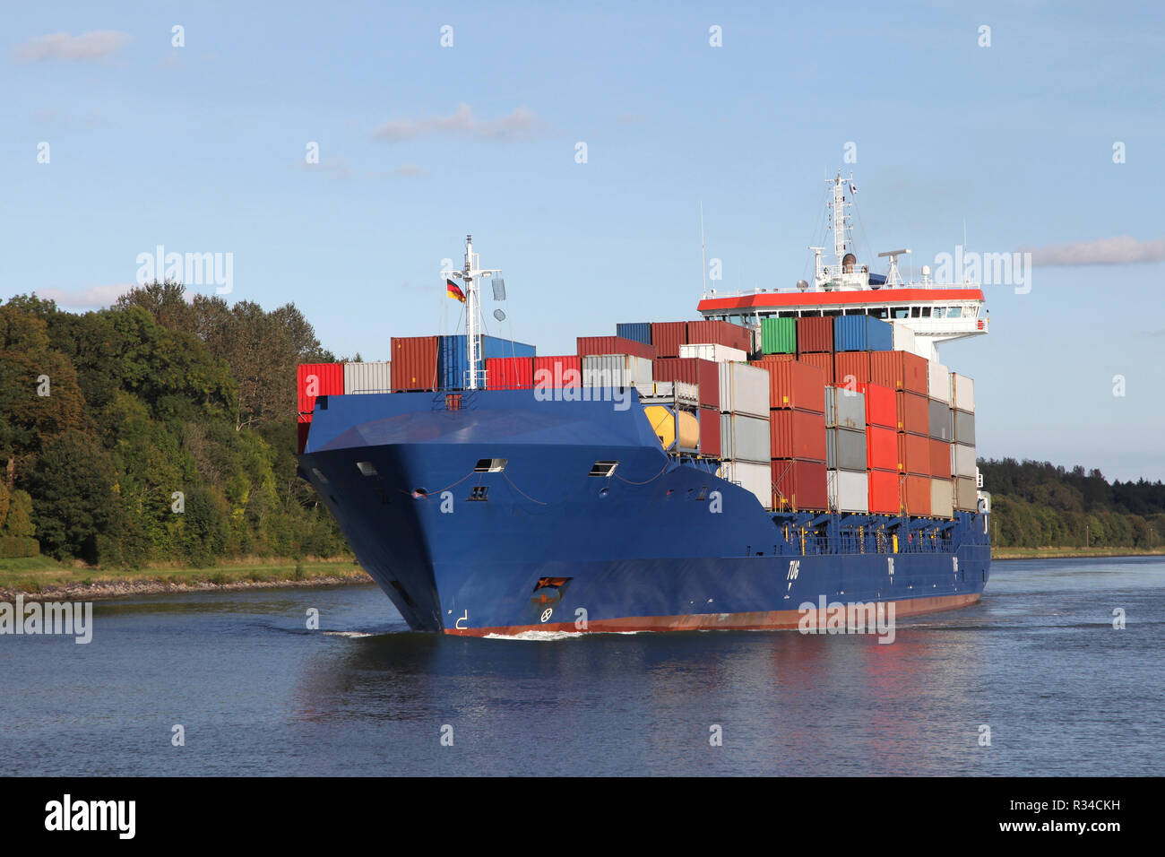 Frachtschiff auf dem Nord-Ostsee-Kanal Stockfoto