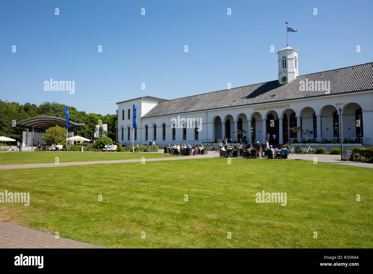 Gesprach Haus Norderney Ostfriesische Inseln Niedersachsen