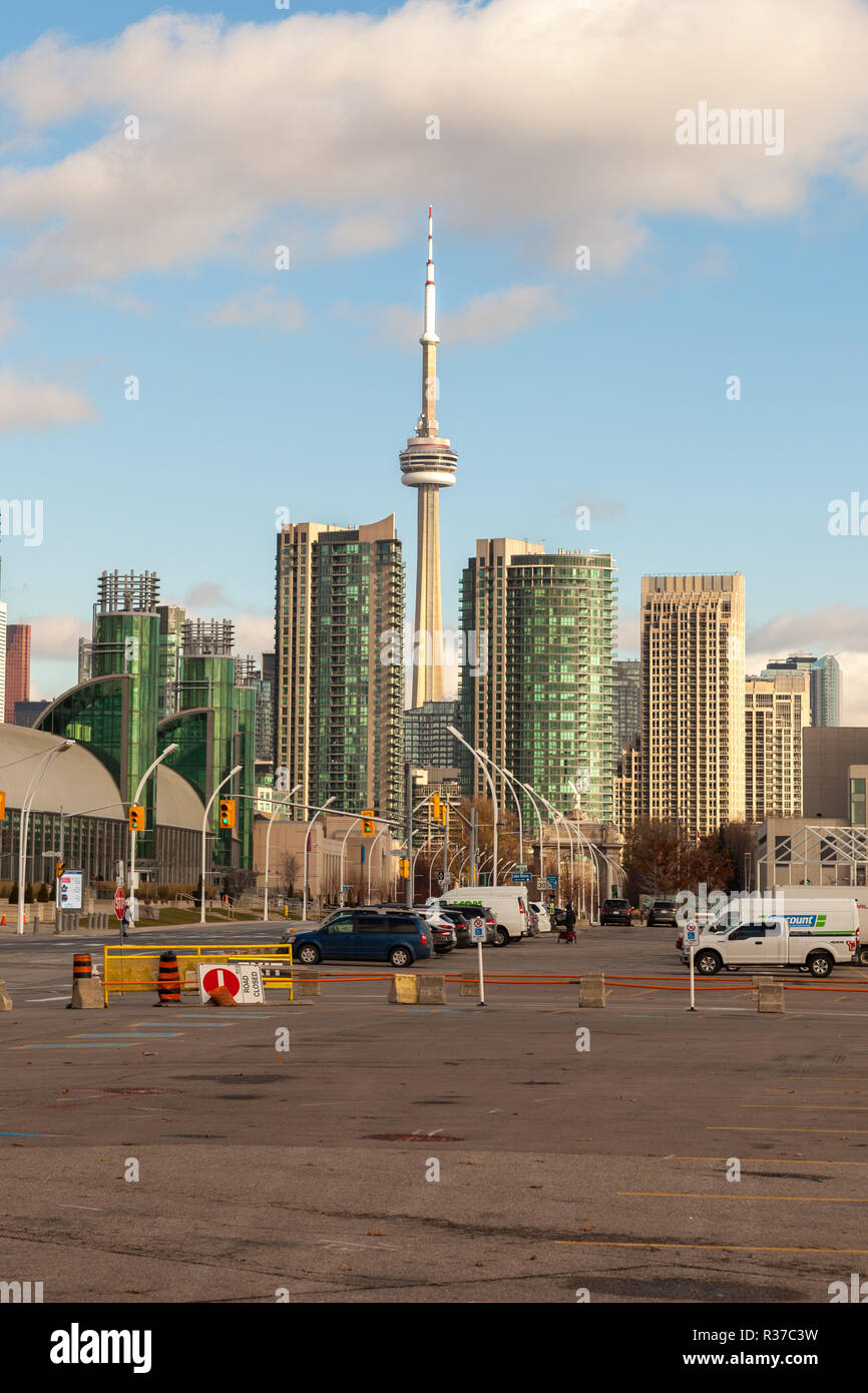 Toronto, Kanada - 20. November 2018: Landschaft, Blick auf die Stadt Toronto mit der legendären CV Turm Stockfoto