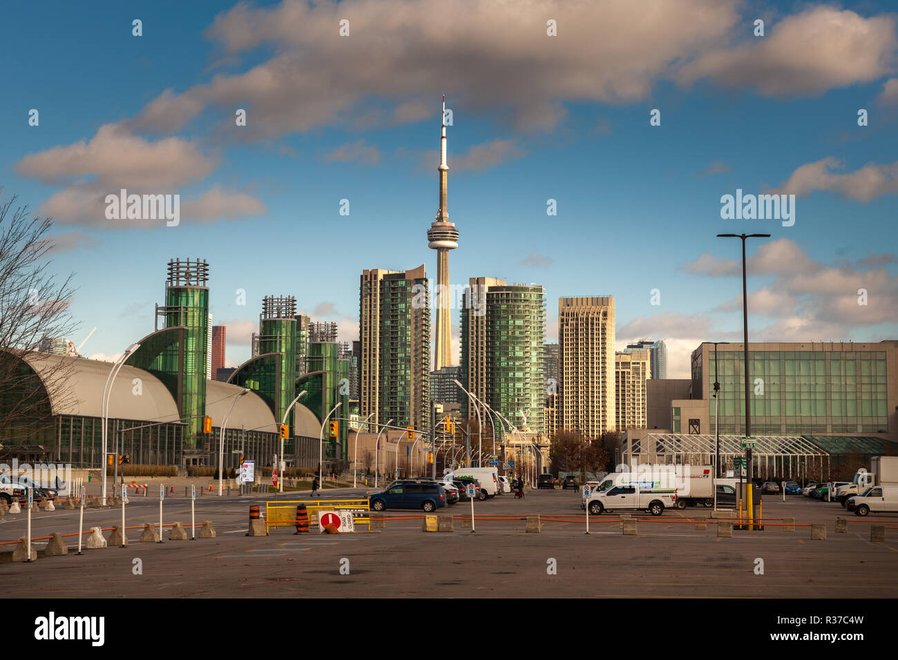 Toronto, Kanada - 20. November 2018: Landschaft, Blick auf die Stadt Toronto mit der legendären CV Turm Stockfoto