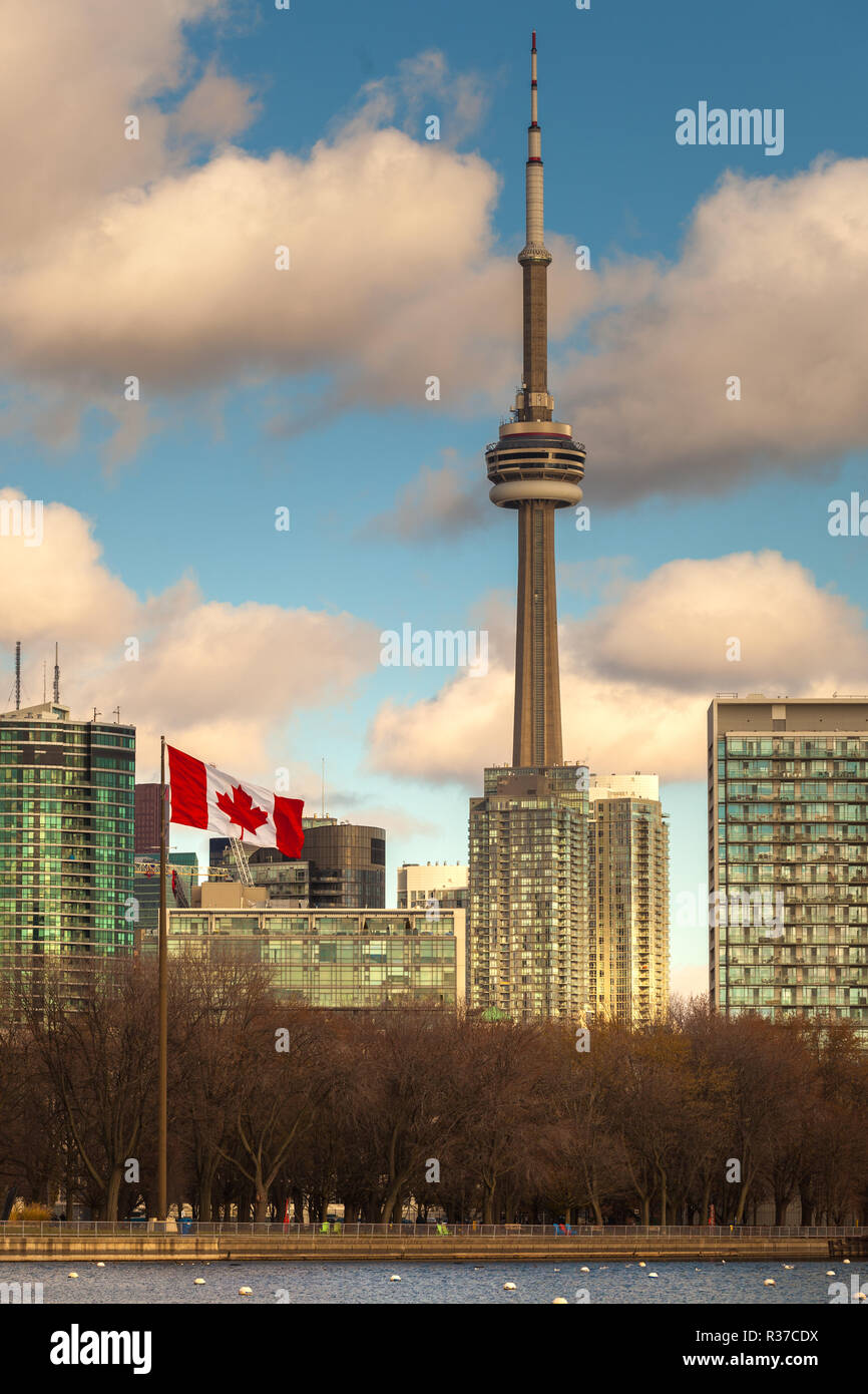 Toronto, Kanada - 20. November 2018: Landschaft, Blick auf die Stadt Toronto mit der legendären CV Turm Stockfoto