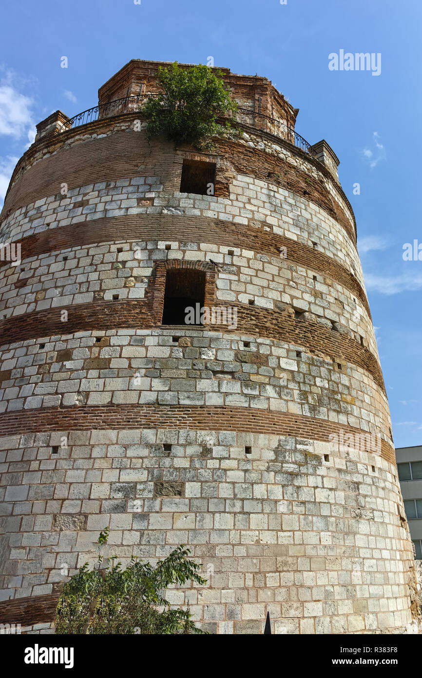 EDIRNE, Türkei - 26. MAI 2018: Turm von Mazedonien in der Mitte der Stadt von Edirne, Ost Thrakien, Türkei Stockfoto