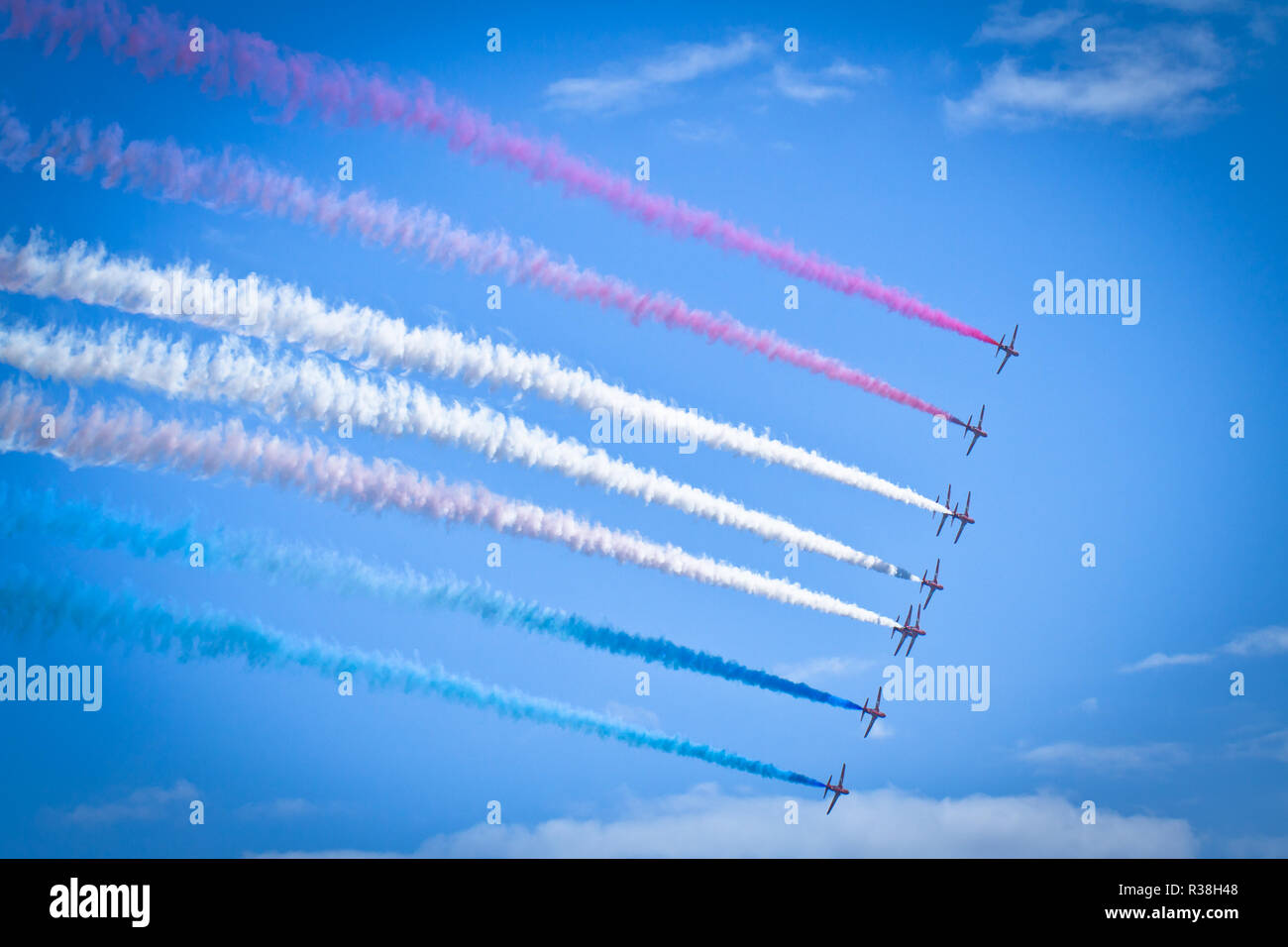 Die roten Pfeile, offiziell als der Royal Air Force Aerobatic Team, bekannt ist, ist das Kunstflug Display Team der Royal Air Force an RAF Scampton. Stockfoto