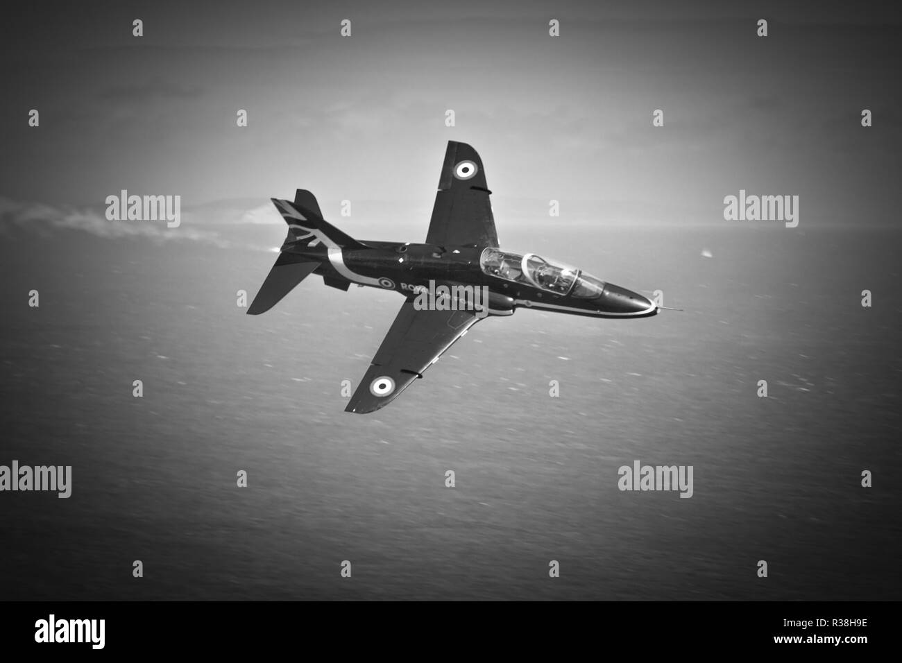 Die roten Pfeile, offiziell als der Royal Air Force Aerobatic Team, bekannt ist, ist das Kunstflug Display Team der Royal Air Force an RAF Scampton. Stockfoto