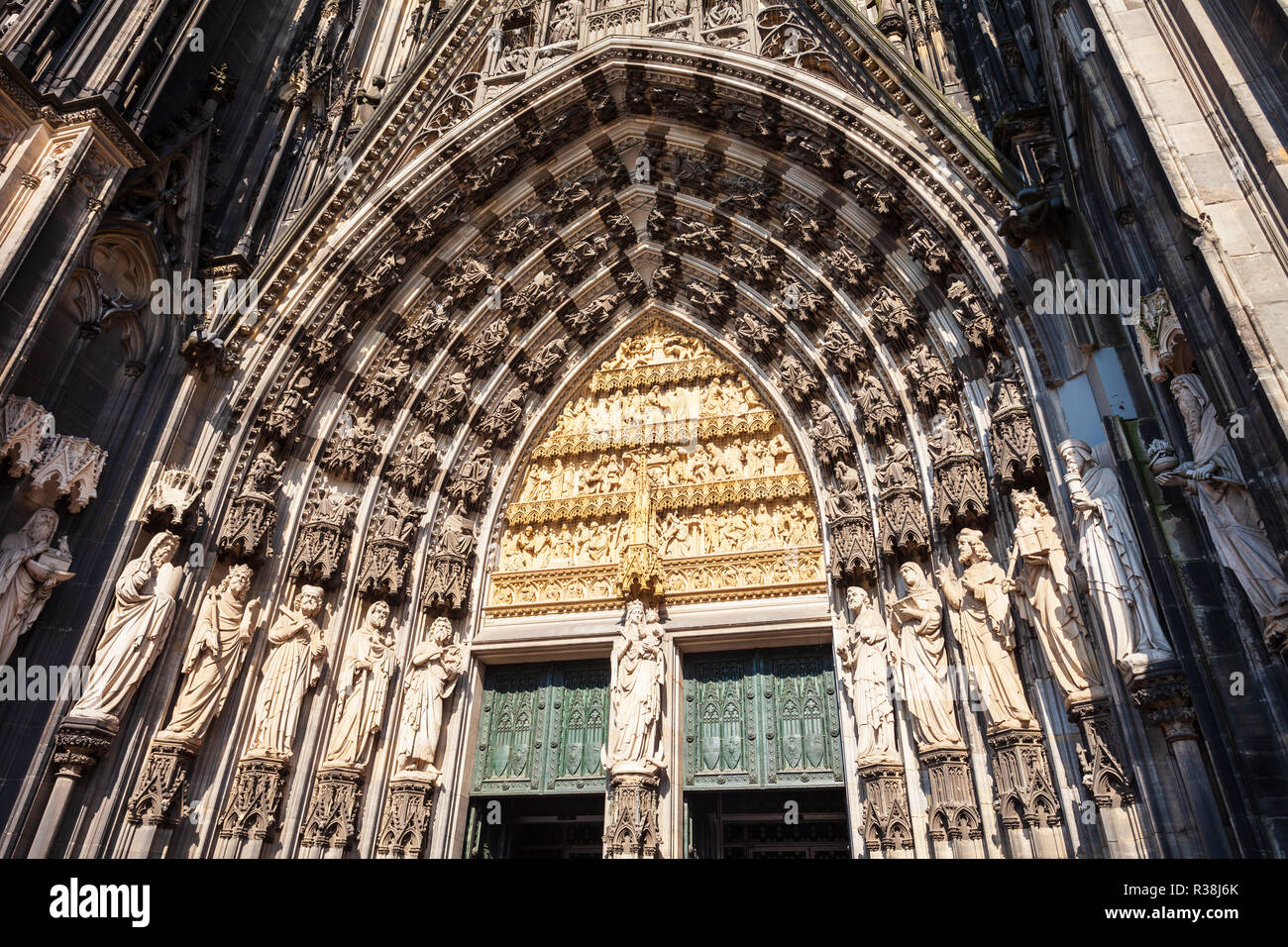 Kölner Dom Fassade Details in der Stadt Köln, Deutschland Stockfoto
