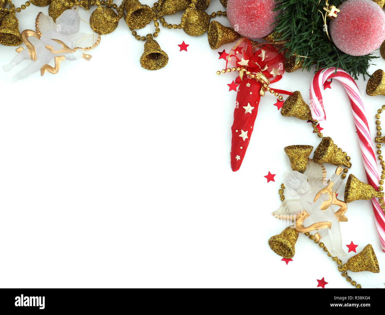 Festliche Dekoration auf weißem Hintergrund Stockfoto