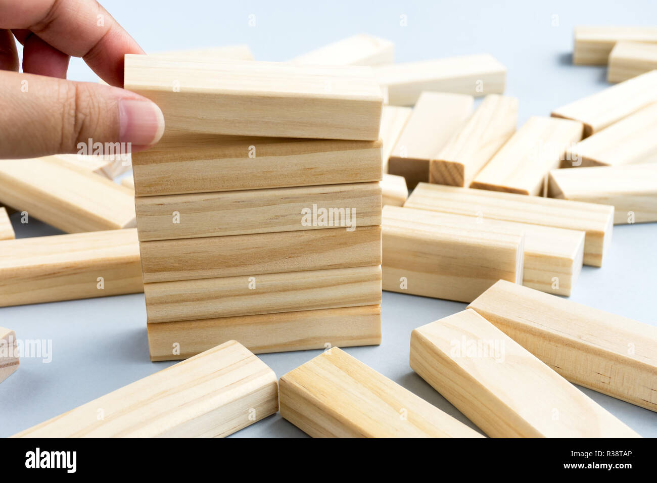 Von Hand gepflückt Holzblöcke-Business Konzept. Stockfoto