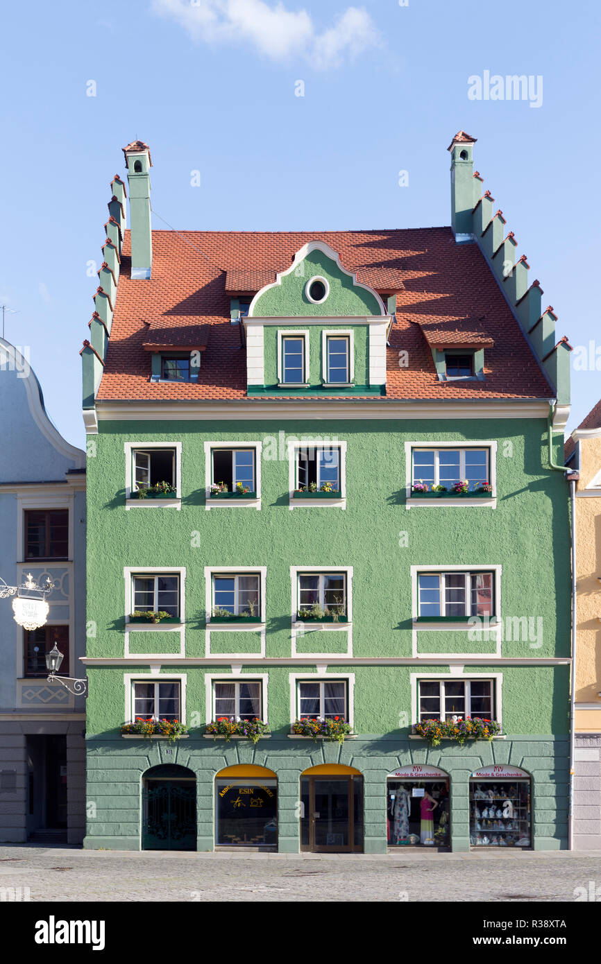Historisches Stadthaus am Marktplatz, Memmingen, Schwaben, Bayern, Deutschland Stockfoto