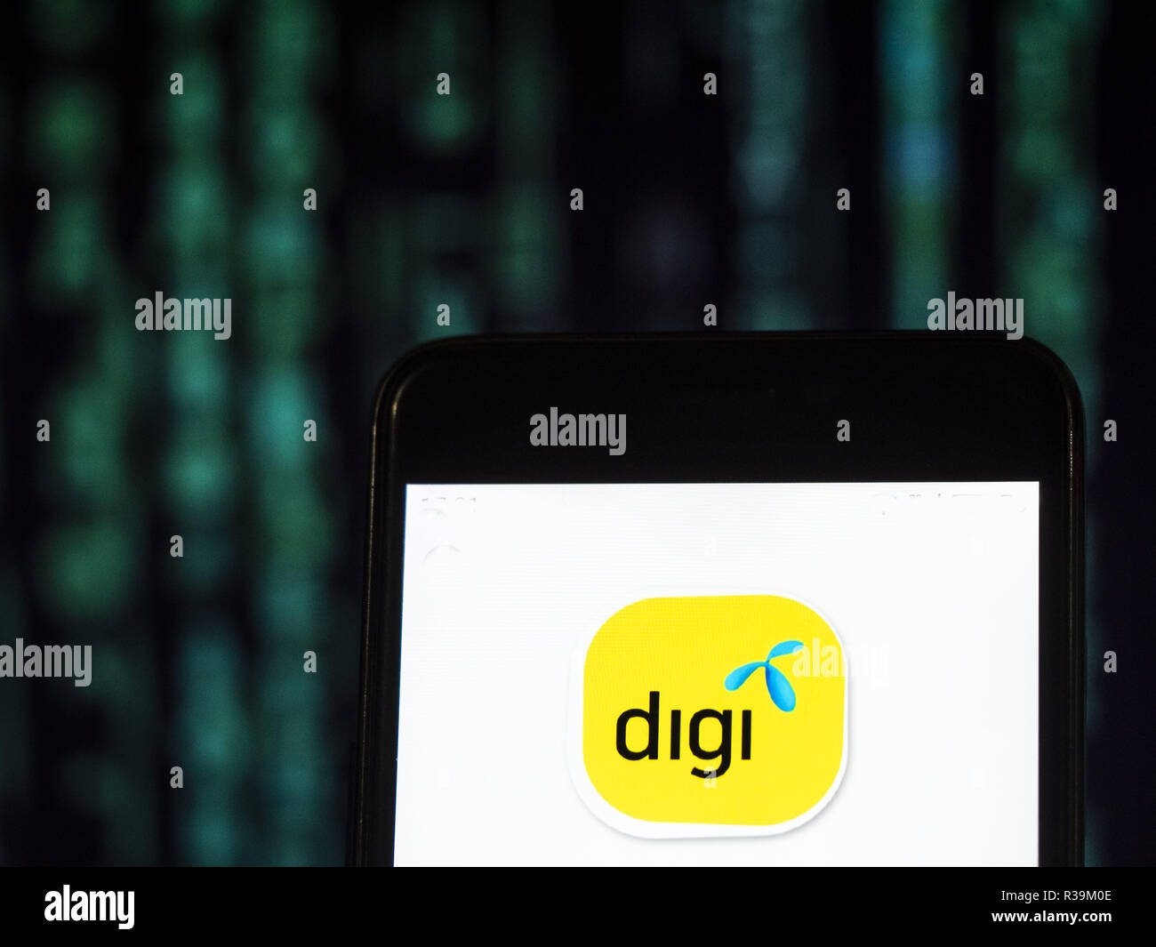 Kiew, Ukraine. 22 Nov, 2018. Digi Telekommunikation Mobile Operator Logo auf dem Smartphone angezeigt. Quelle: Igor Golovniov/SOPA Images/ZUMA Draht/Alamy leben Nachrichten Stockfoto