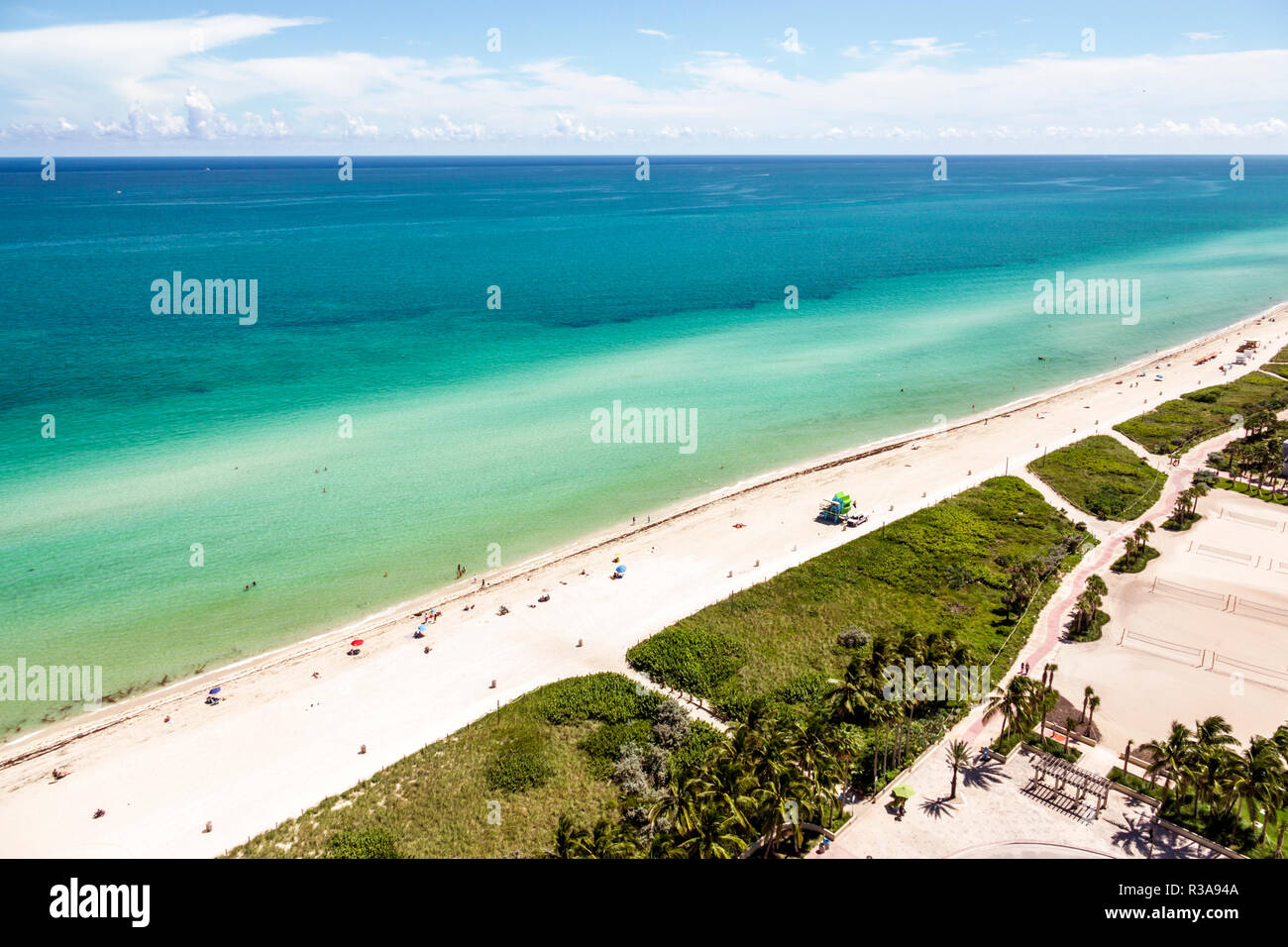 Miami Beach Florida, North Beach, Luftaufnahme von oben, Atlantischer Ozean, enger Strand, ruhiges Meer, FL181030012 Stockfoto Miami Beach Florida, North Beach, Luftaufnahme von oben, Atlantischer Ozean, enger Strand, ruhiges Meer, FL181030012 Stockfoto