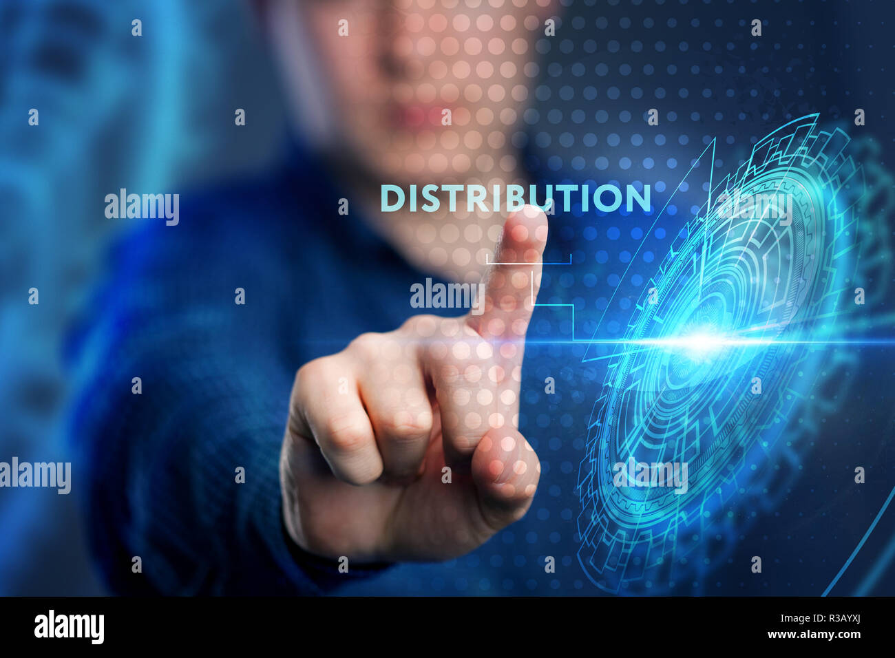 Das Konzept der Business, Technologie, das Internet und das Netzwerk. Ein junger Unternehmer arbeiten an einer virtuellen Bildschirm der Zukunft und sieht den inscrip Stockfoto