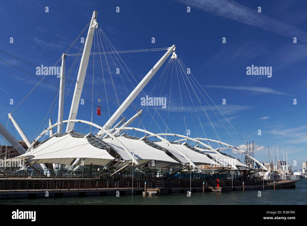 Zelt Dachkonstruktion der Piazza delle Feste, Architekt Renzo Piano, Porto Antico, Genua, Ligurien, Italien Stockfoto