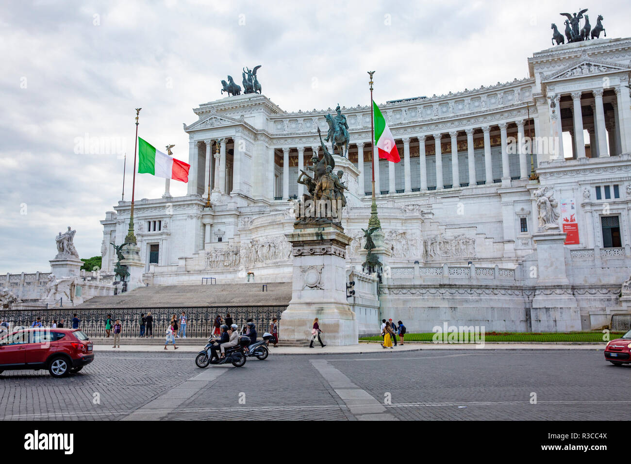 Die Vittorio Emanuele II-Denkmal, das auch als Altare della Patria im Stadtzentrum von Rom, Latium, Italien bekannt Stockfoto