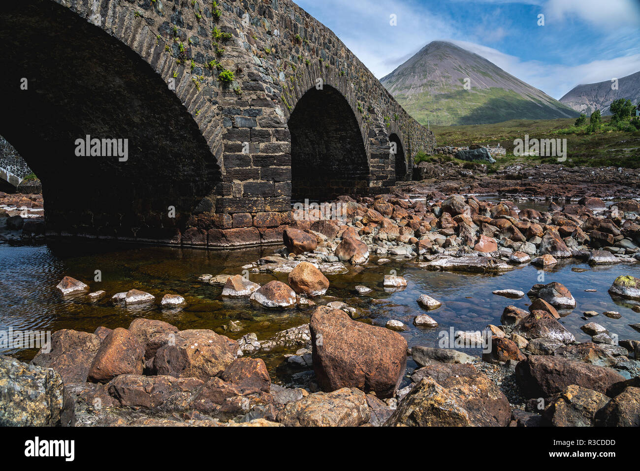 Sligachan Brücke und die Cuillin Mountains, Isle of Skye, Innere Hebriden, Schottland, Großbritannien Stockfoto