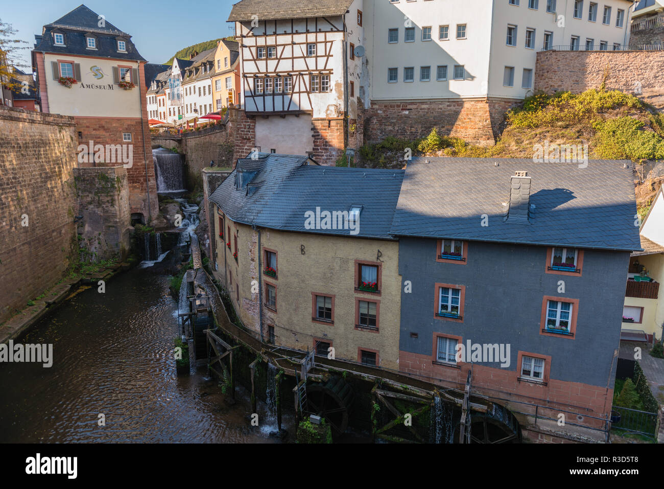 Hackenberger Mühle oder Mil im historischen Zentrum der ld Stadt Saarburg auf Saar, Naturpark Saar-Hunsrück, Rheinland-Pfalz, Deutschland Stockfoto