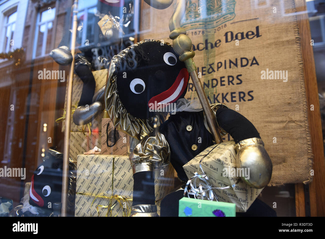 Golliwog Abbildung Puppe im Schaufenster in Maastricht, Niederlande, Holland, Europa Stockfoto