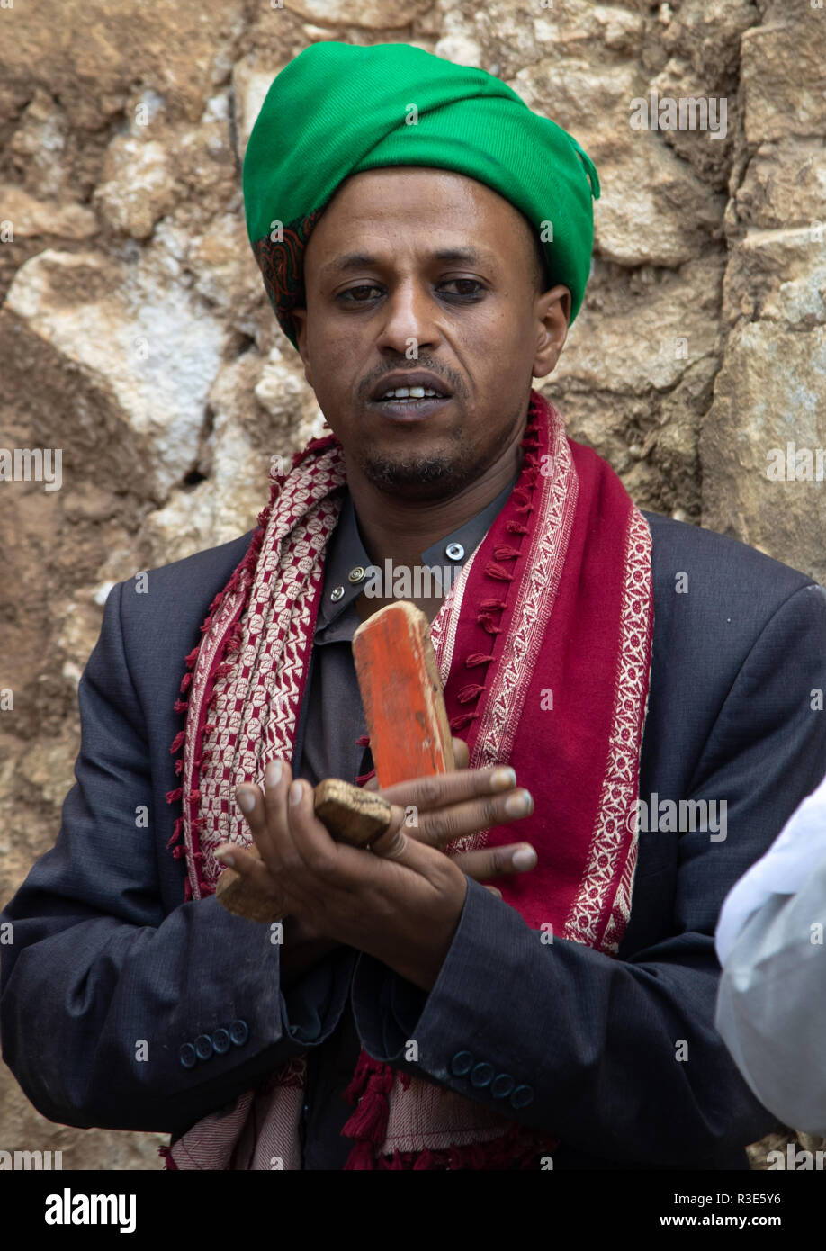 Harari islamische Kleriker während eines Sufi Feier, Harari Region, Harar, Äthiopien Stockfoto